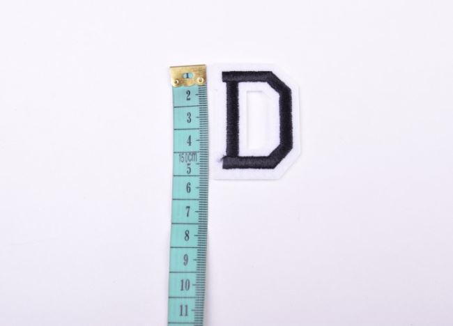 Naprasowanka w kształcie litery D TH304