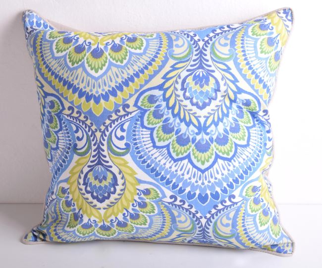 Poszewka na poduszkę z Bal kremowa z ozdobnymi ornamentami 50x50cm i BALI76