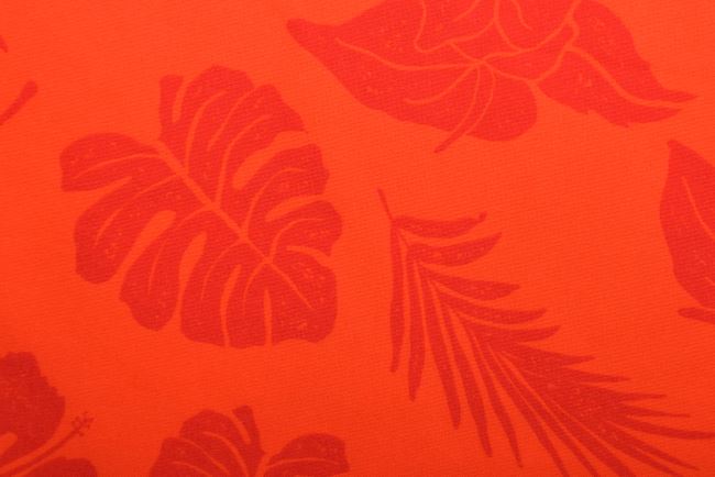 Tkanina impregnowana wodoodpornie w kolorze czerwonym z nadrukiem liści DEC0071