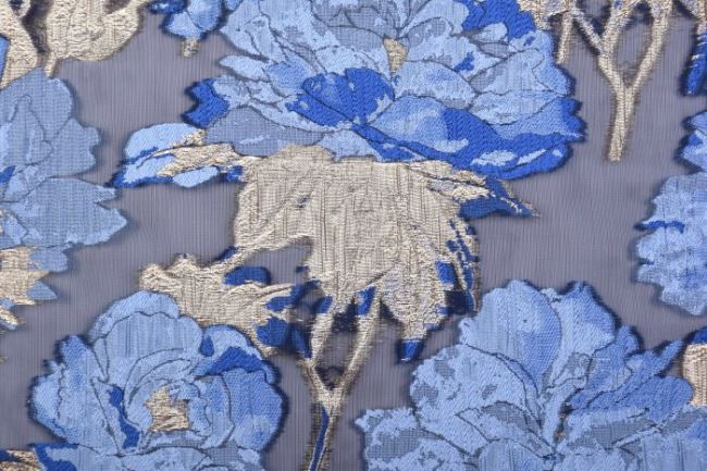 Luksusowa tkanina kostiumowa niebieska z kwiatowym błyszczącym wzorem 11047/006