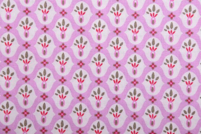 Popelina w kolorze różowym z ozdobnym nadrukiem ornamentów 19403/011
