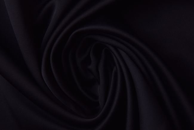 Wyjściowa tkanina wiskozowa z połyskiem czarna MI185