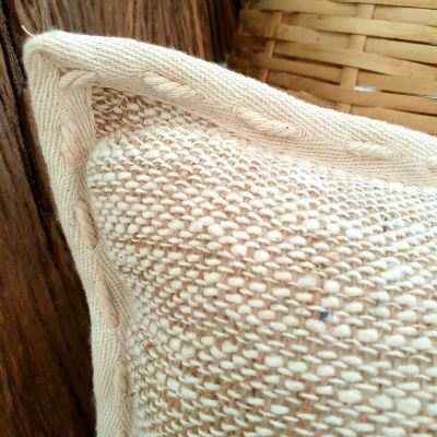 Poszewka na poduszkę z Bali beżowa 50x30 cm BALI06 (1)