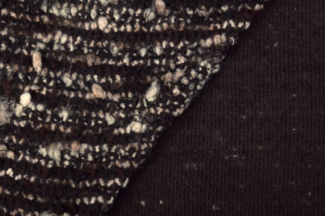 Dzianina swetrowa brązowa z bezowymi pędzelkami PE116