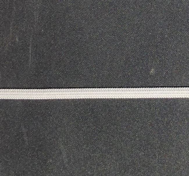 Kremowa płaska gumka o średnicy 5mm SG05