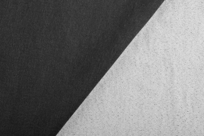 Wyjątkowo elastyczny dżins w kolorze czarnym 0626/099