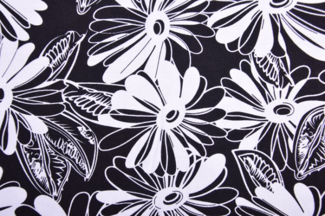 Dżersej wiskozowy czarny z nadrukiem białych kwiatów 11241/069