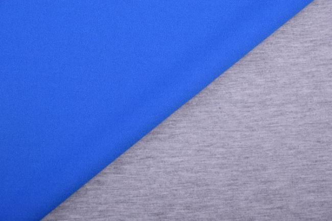 Dwustronna tkanina kostiumowa w kolorze niebieskim 12535/650