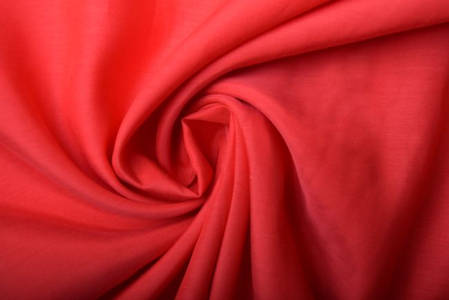 Tkanina wiskozowa z bawełną w kolorze czerwonym Q206
