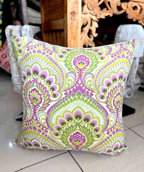 Poszewka na poduszkę z Bal kremowa z ozdobnymi ornamentami 50x50cm i BALI23