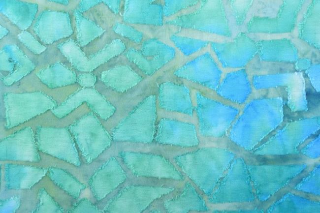 Dzianina turkusowa z batikowanym plastycznym wzorem w nieregularnych kształtach 13571/025