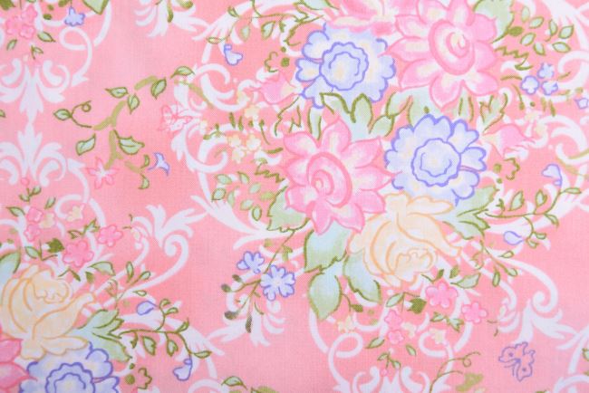 Amerykańska bawełna na patchwork jasnoróżowa z kwiatami 199PYOPM/158