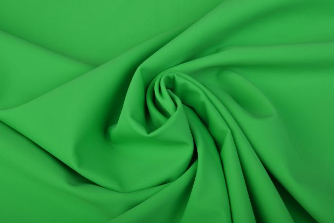 Funkcjonalna dzianina w kolorze zielonym MO070257