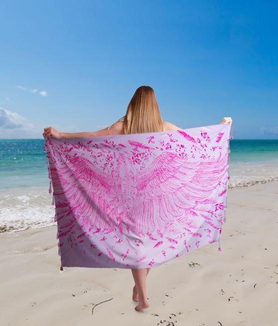 Pareo/sarong z Bali  z kokosową zapinw kolorze białym z nadrukiem różowych skrzydeł BALI88
