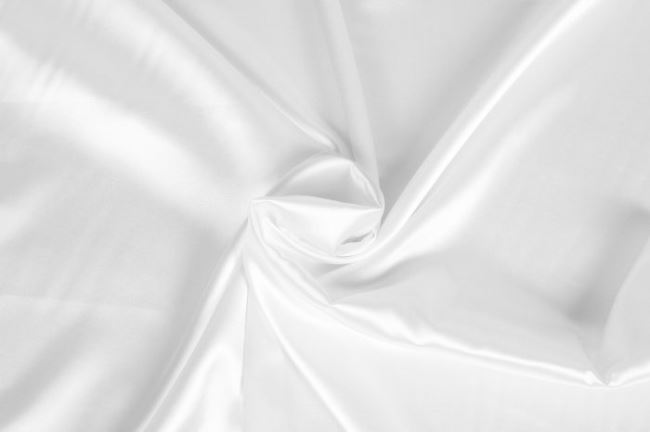 Ślubna satyna w kolorze białym 0141/001