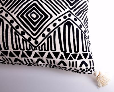 Poszewka na poduszkę z Bali kremowa z geometrycznym wzorem 50x50 cm BALI79 (1)