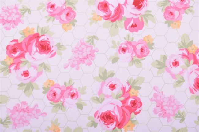Amerykańska bawełna do patchworku z kolekcji Rose z różami 199PY/01