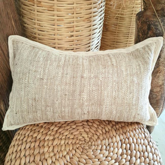 Poszewka na poduszkę z Bali beżowa 50x30 cm BALI06