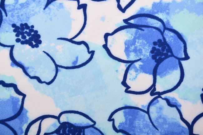 Tkanina wiskozowa z nadrukiem niebieskich kwiatów 206784/0007