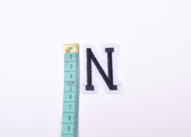 Naprasowanka w kształcie litery N TH302