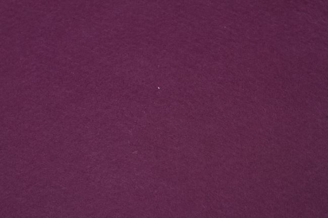 Filc w kolorze ciemno fioletowym 20x30cm 07060/047