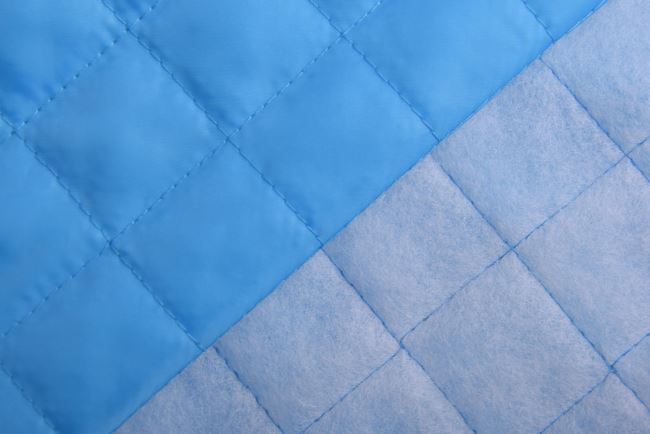 Ocieplana podszewka z watoliną w kolorze niebieskim 64043