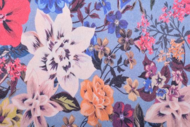 Dzianina swetrowa jasnoniebieska z nadrukiem kwiatów 1E761/042