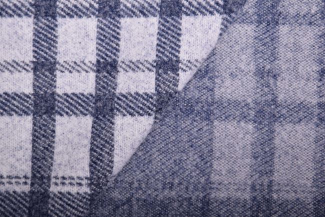 Tkanina płaszczowa z tkanym wzorem niebieskiej kratki 18154/008