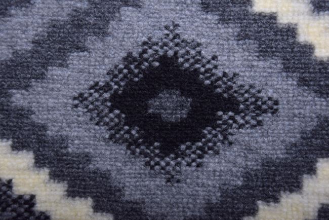 Dzianina swetrowa szara ze wzorem azteckim 19420/980