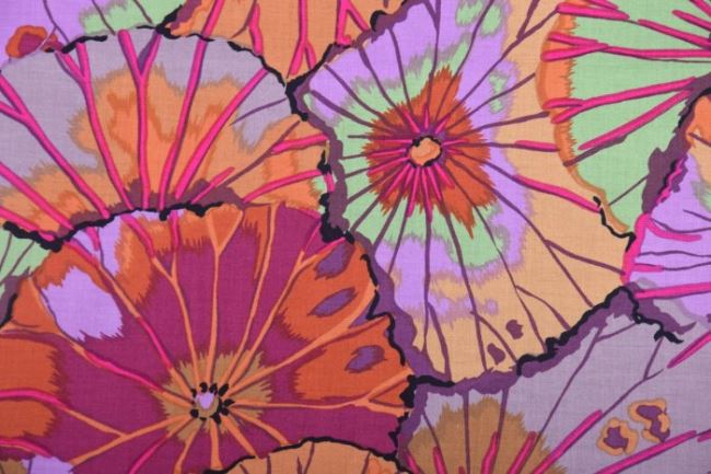 Amerykańska bawełna na patchwork z kolekcji Free Spirit w duże kwiaty GP29.UMBER