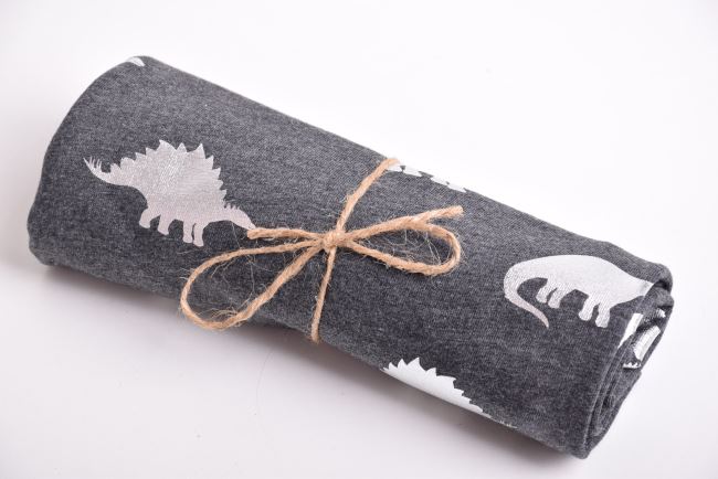 Rolka z dzianiny bawełnianej w kolorze szarego melanżu z nadrukiem folii w kształcie dinoz