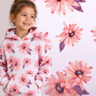 Dres French Terry w kolorze kremowym z kwiatowym nadrukiem 22336/051