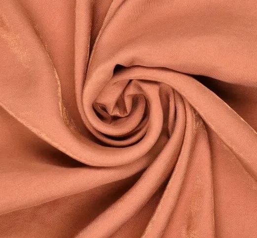 Modna tkanina wiskozowa w kolorze miedzianym z połyskiem 0892/445