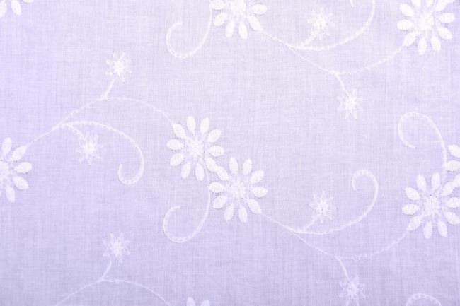 Tkanina bawełniana biała w haftowane kwiaty 05859/007