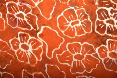 Pareo/sarong z nadrukiem kwiatów batikowych BALI157 (5)