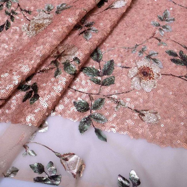 Tkanina wyjściowa brudny róż z cekinami i motywem kwiatów 16550/091